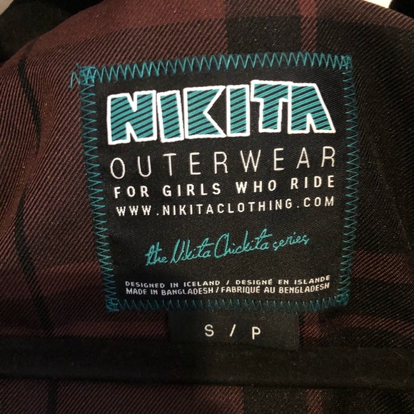 Nikita Bittersweet Snowboard Skiing Jacket, Small - Picture 5 of 8
